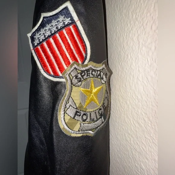 Black Faux Leather Hot & Delicious Jacket w/ Lots of Patches size Small - Picture 4 of 8